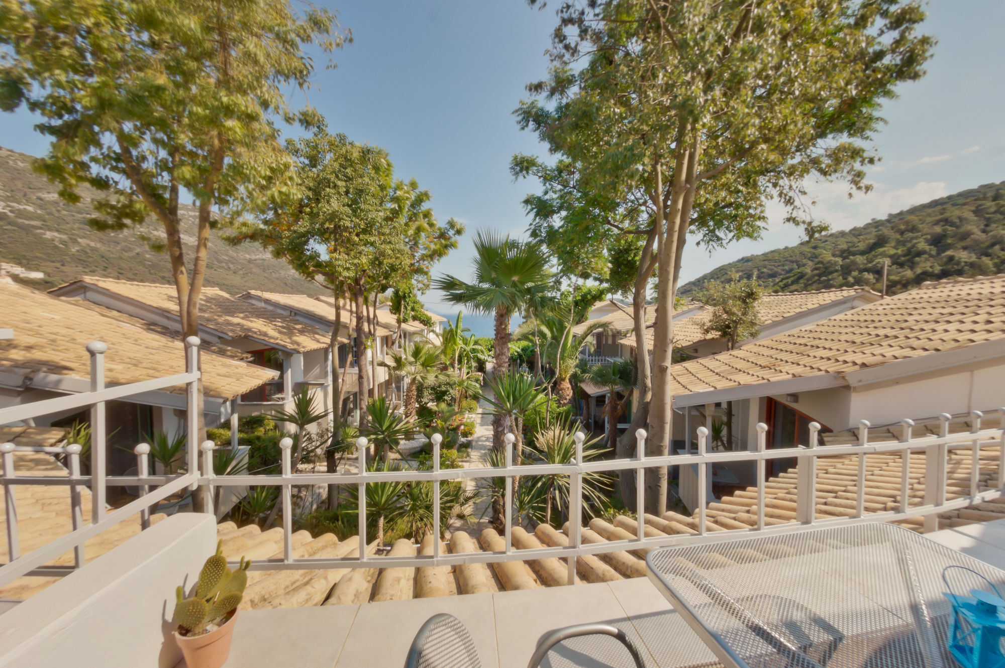 Rouda Bay Beach Hotel Мікрос-Гіалос Екстер'єр фото